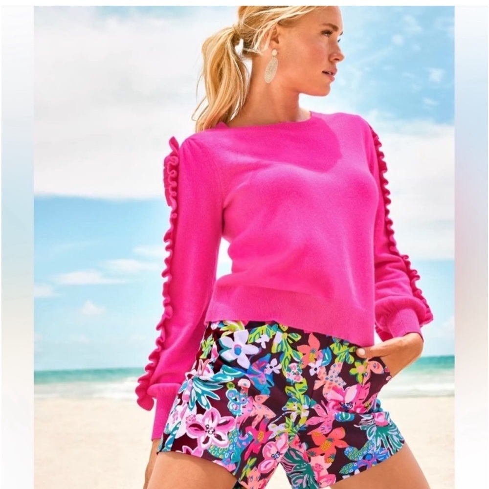 Lilly Pulitzer Arabeth Stretch Short NWT
Cherry Ganache Bohemian Garden Size 12 - Picture 12 of 12